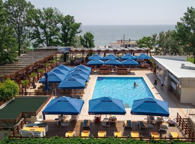 Hotel Central Mamaia Buitenkant foto