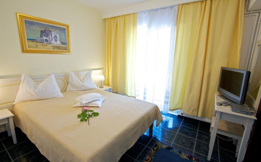 Hotel Central Mamaia Kamer foto